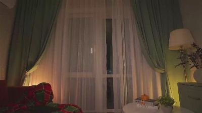 MalvinaWeglage live cam on Cam4