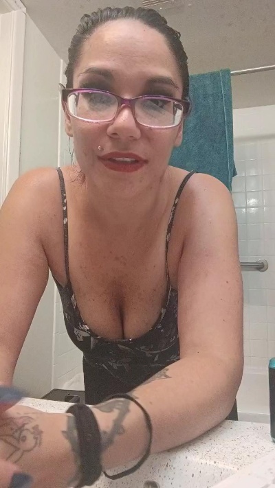 MamaB88 live cam on Cam4