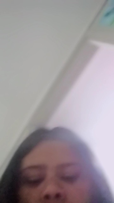 Mammisonga1 live cam on Cam4