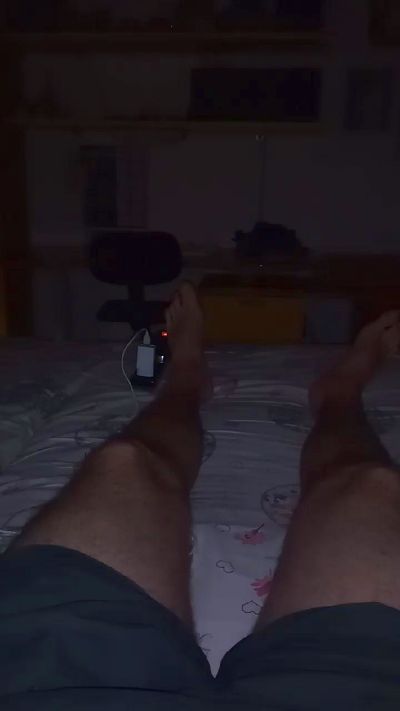 Manbly00 live cam on Cam4