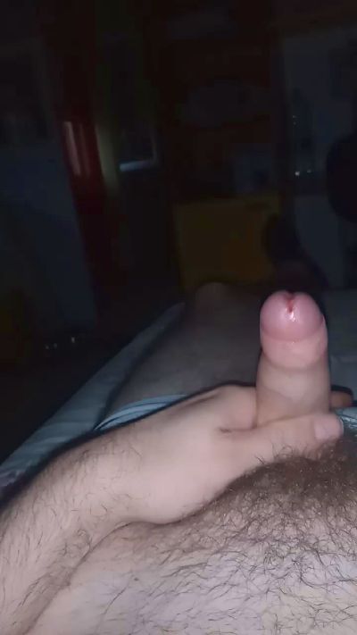 Manbly00 live cam on Cam4