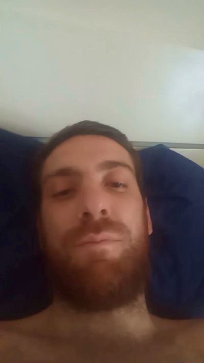 Manbly00 live cam on Cam4