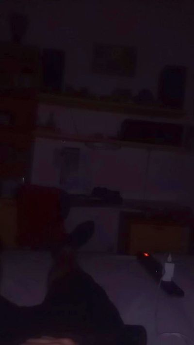 Manbly00 live cam on Cam4
