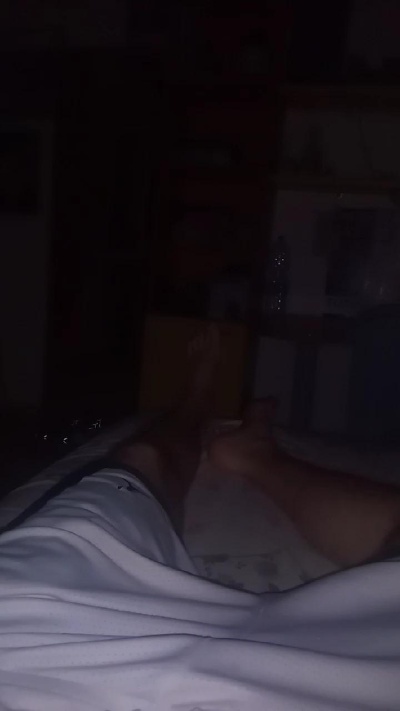 Manbly00 live cam on Cam4