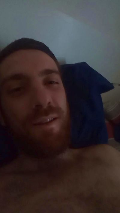 Manbly00 live cam on Cam4