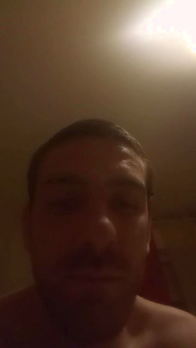 Manbly00 live cam on Cam4