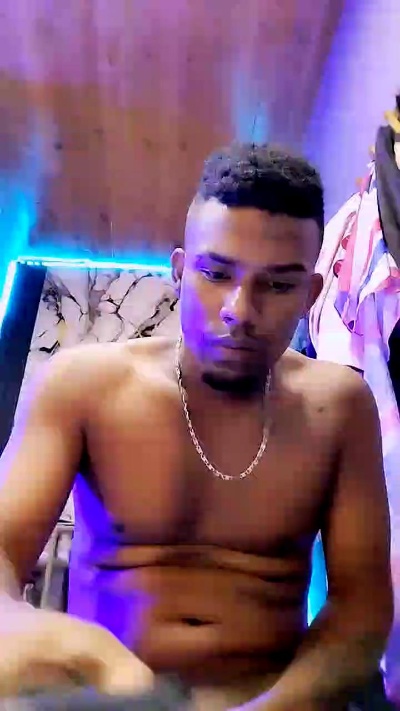 Mandinga live cam on Cam4