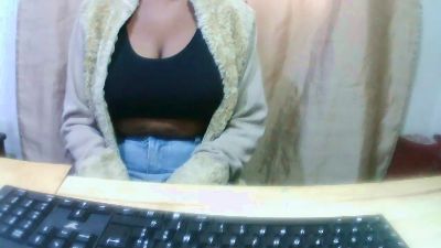 Manjakeli live cam on Cam4