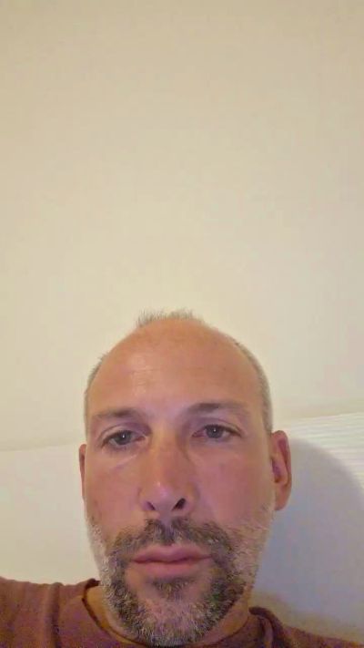 Manny84061 live cam on Cam4