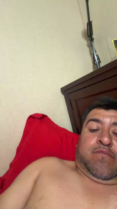 Manolo1234 live cam on Cam4