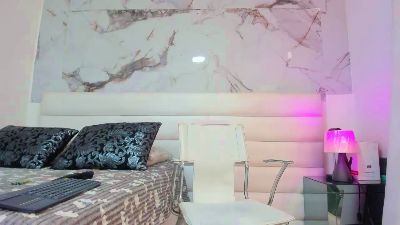 ManuAndJycol live cam on Cam4