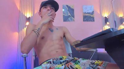 ManuAndJycol live cam on Cam4