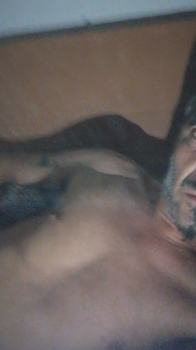 Manuciao69 live cam on Cam4