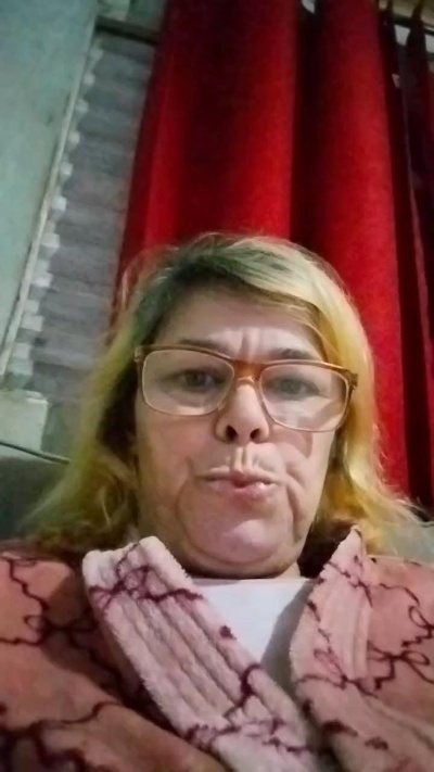 Manuela305 live cam on Cam4