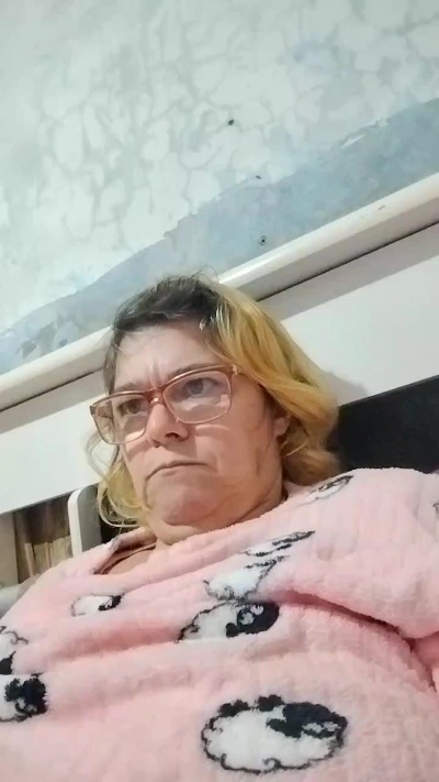 Manuela305 live cam on Cam4