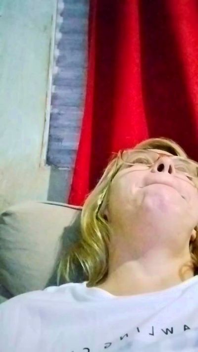 Manuela305 live cam on Cam4