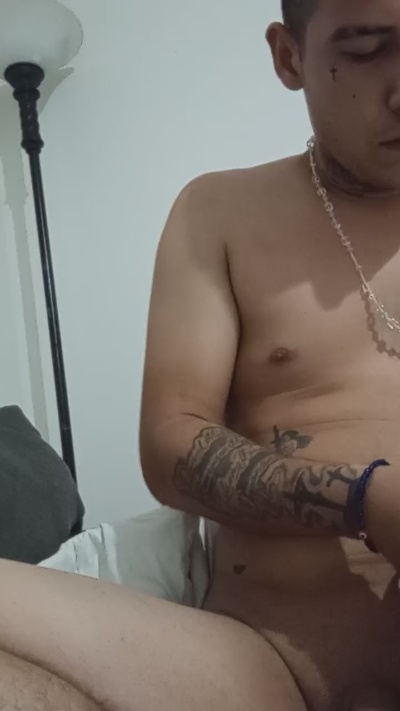 Manuelmedina live cam on Cam4