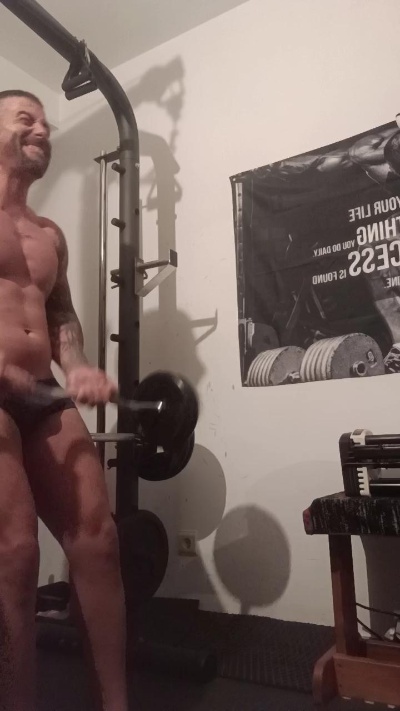 Manufuego87 live cam on Cam4