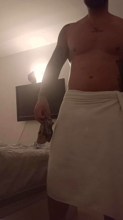 Manufuego87 live cam on Cam4