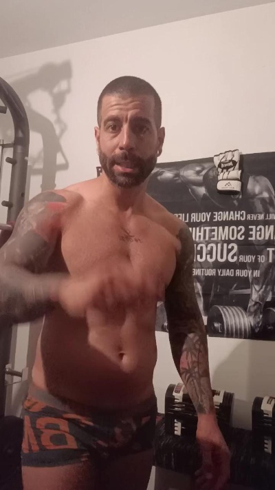 Manufuego87 live cam on Cam4
