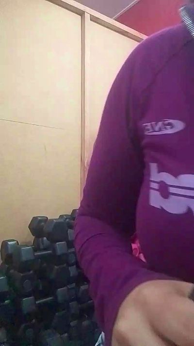 Manzanita_77 live cam on Cam4