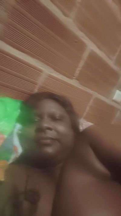 Mara19 live cam on Cam4