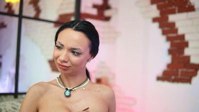 MaraJolie live cam on Cam4