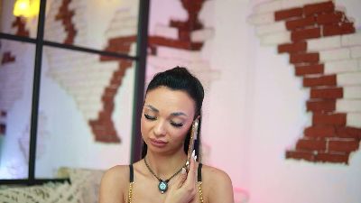 MaraJolie live cam on Cam4