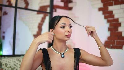 MaraJolie live cam on Cam4