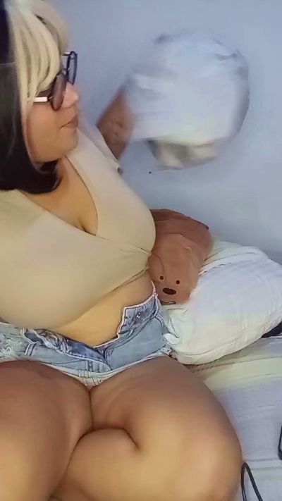 MaraSilk2 live cam on Cam4