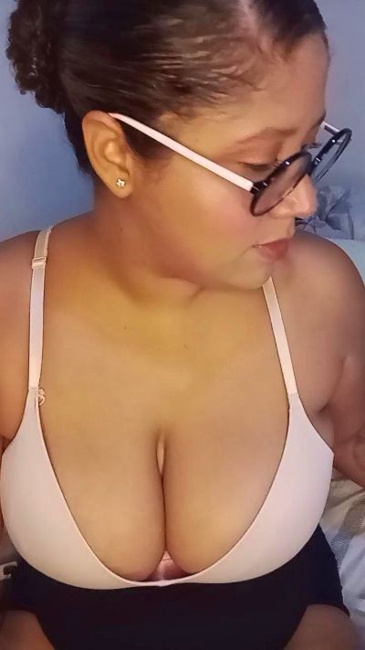MaraSilk2 live cam on Cam4