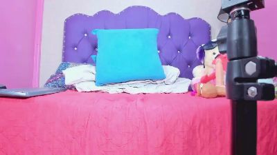 Mara_Summerr live cam on Cam4