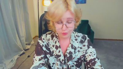 MaragaretNanasy live cam on Cam4