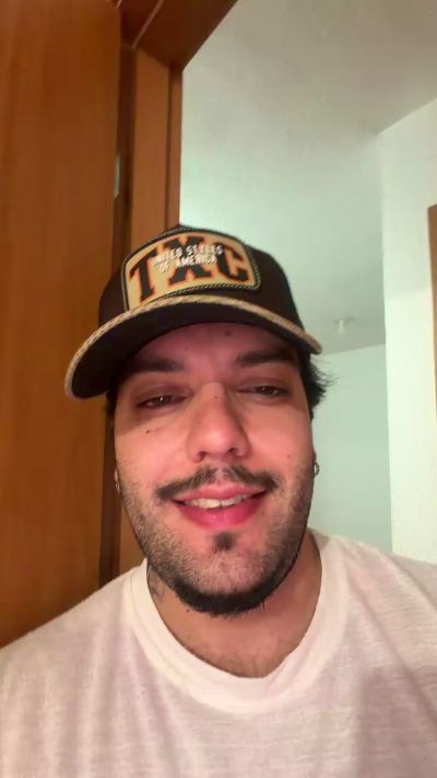 Maraja97 live cam on Cam4