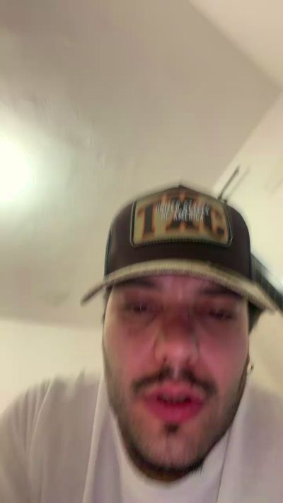 Maraja97 live cam on Cam4