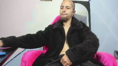 Marat_asmodeo live cam on Cam4