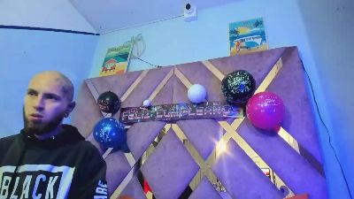 Marat_asmodeo live cam on Cam4