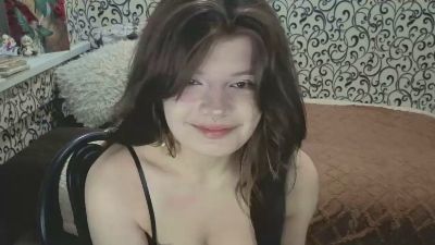 MarcelleTrefz live cam on Cam4