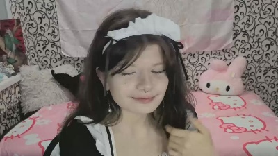 MarcelleTrefz live cam on Cam4