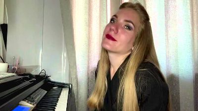 MarciReyolds live cam on Cam4