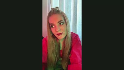 MarciReyolds live cam on Cam4