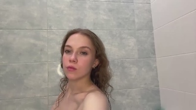 MarciaCapas live cam on Cam4