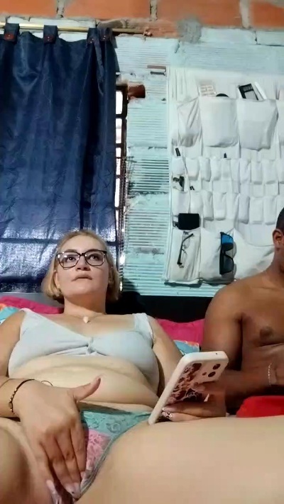 Marco_and_luna live cam on Cam4