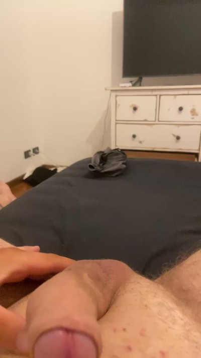 Marcos9202 live cam on Cam4