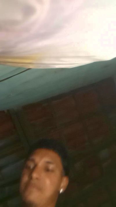 Marcos_18 live cam on Cam4