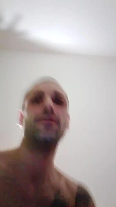 Webcam uomo dal vivo da Italia con Marcotek23