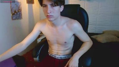 Marcoviolet live cam on Cam4