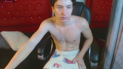 Marcoviolet live cam on Cam4