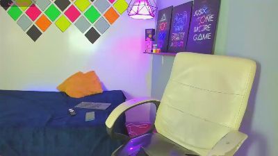 Marcoviolet live cam on Cam4