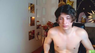Marcoviolet live cam on Cam4
